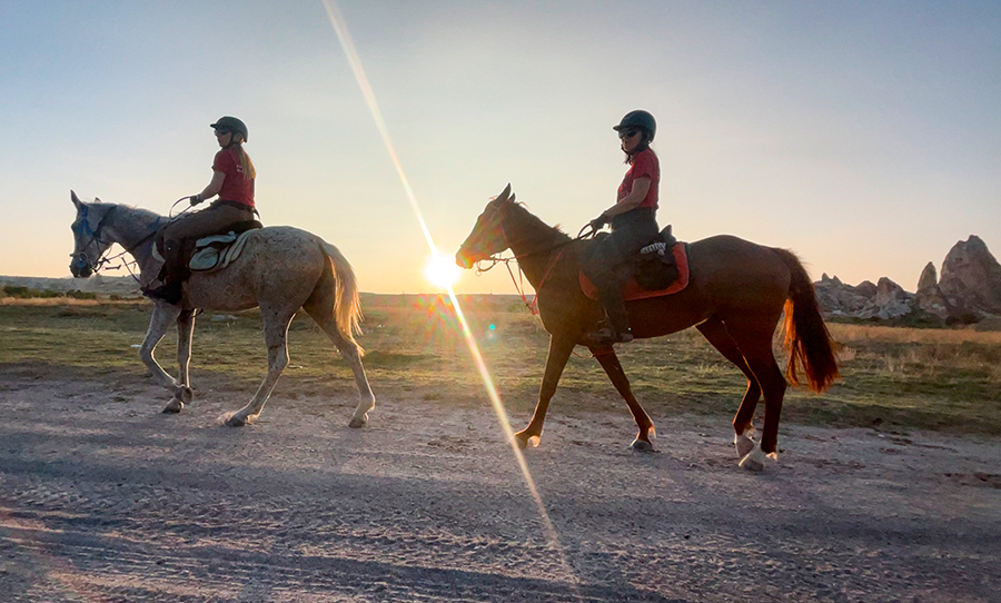 Gün Batımı At Binme Turu